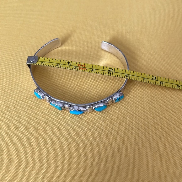 Vintage Navajo SC Nastacio sterling silver turquoise stone cuff bracelet. - Picture 4 of 4